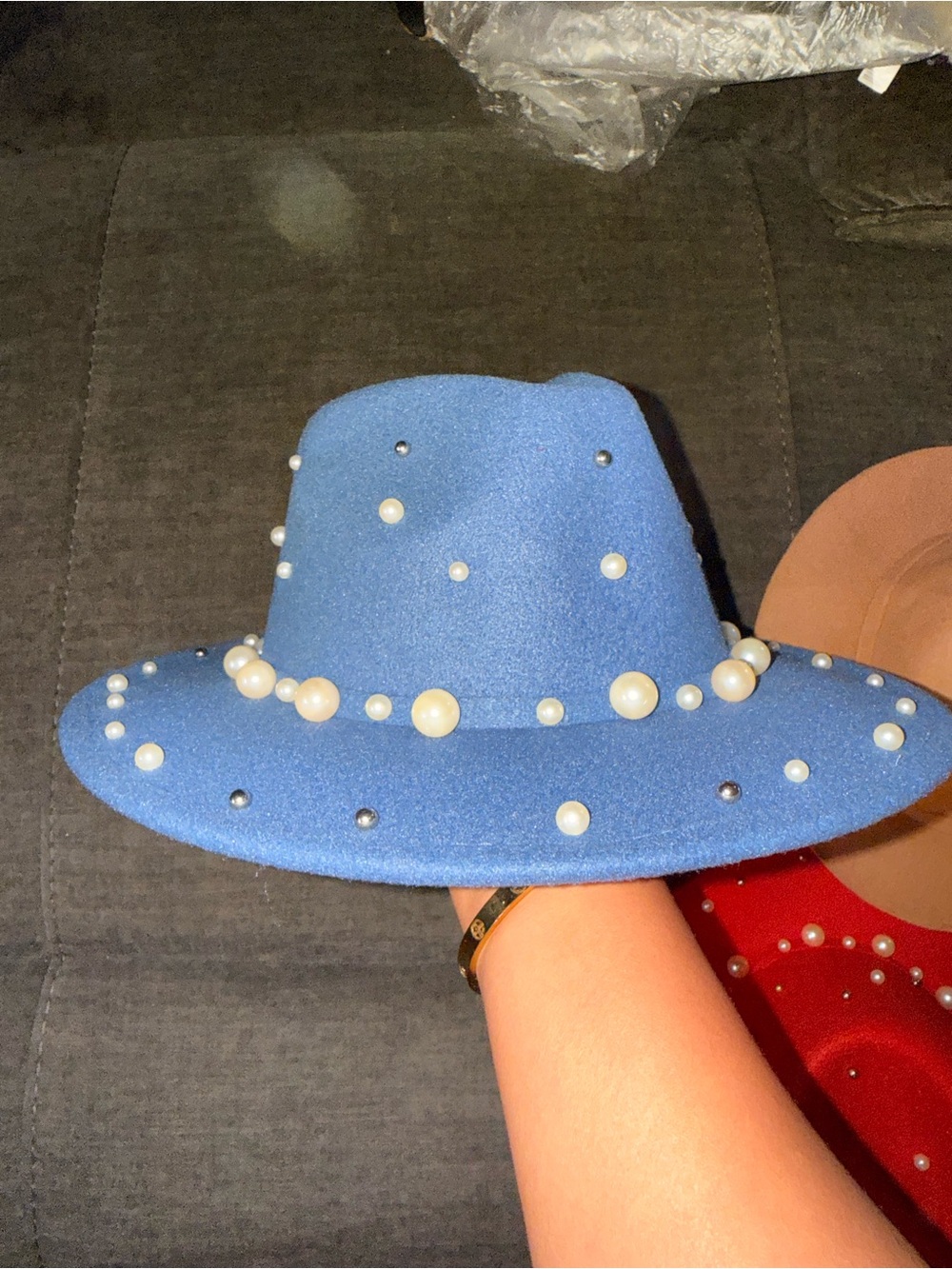 Blue Pearl-Embellished Women's Felt Fedora